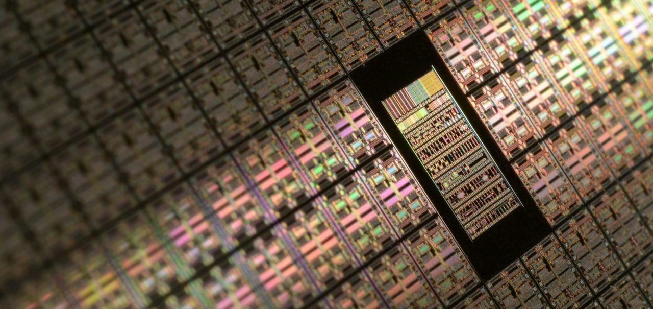 Intel detalha planos e lançará CPU Xeon de 3nm em 2024