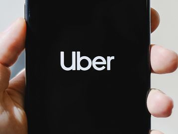 Uber envia anúncios em notificações do aplicativo para usuários