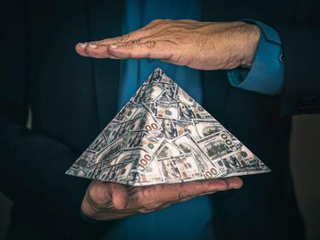Chefes da Record e da Universal perdem R$ 8,7 milhões em Bitcoins