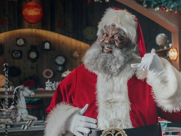 App de Natal da Coca-Cola coloca usuário na ceia do Papai Noel