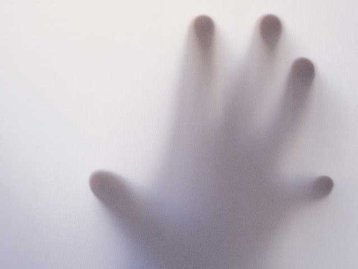 'Mão fantasma': golpes cibernéticos têm 40 vítimas por dia em SP