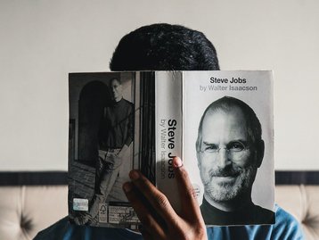 Inteligência artificial mostra Steve Jobs mais velho; veja imagem