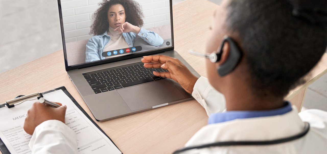 Skype traduz conversas em tempo real com a própria voz da pessoa