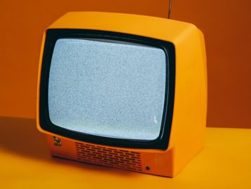 Rede Globo, Band e Record têm concessões renovadas