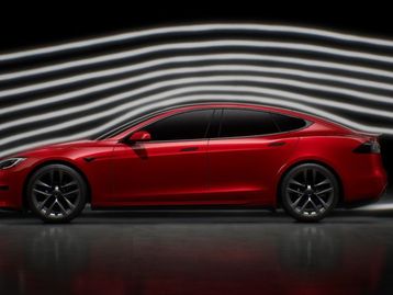 Tesla não recarrega bateria no frio e vídeo do problema viraliza