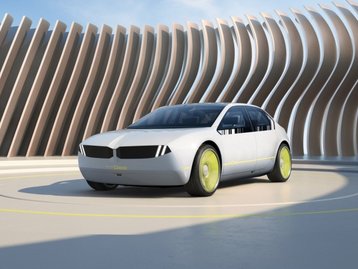 BMW mostra sedã que muda de cor e se conecta ao mundo virtual