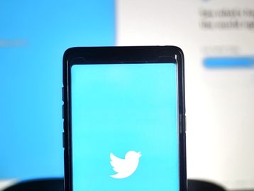 Twitter paga primeira parcela de juros após compra por Elon Musk