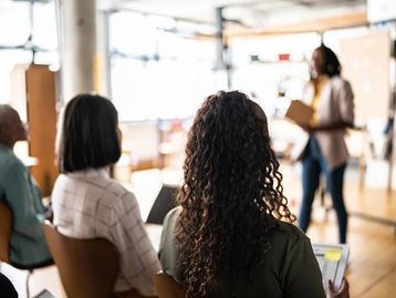 Korú: escola abre novas inscrições de bolsas com foco em D&I