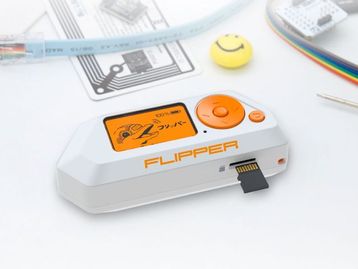 Flipper Zero: gadget sucesso no TikTok tem cargas apreendidas pela Anatel
