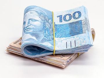 Valores a receber: pessoa saca R$ 750 mil que estavam esquecidos