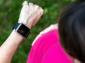 Apple Watch: futura versão do relógio poderá prever quedas