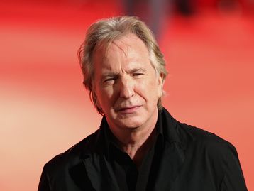 Alan Rickman, o Snape de Harry Potter, é homenageado no Google Doodle