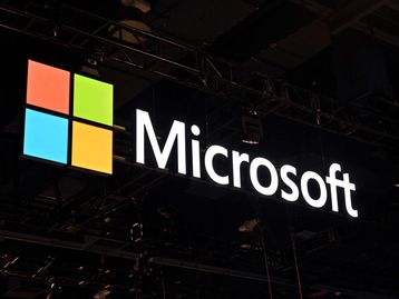 Microsoft recua e remove anúncios de app de clima e tempo do Windows 11