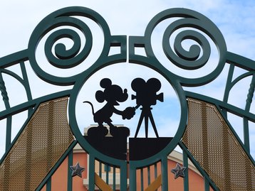 Xiaomi e Disney fazem parceria para lançar edição especial de celular