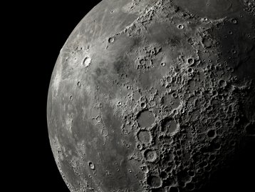 Vulcanismo lunar: cientistas detectam granito e calor no lado oculto da Lua