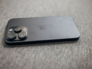 Lançamento do iPhone 15 pode sofrer atraso, prevê analista