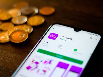 Nubank retoma compra e venda da criptomoeda Nucoin; entenda o que aconteceu
