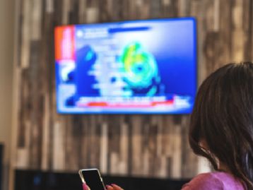 Ofertas em Smart TVs, monitores e notebooks no Saldão da Amazon