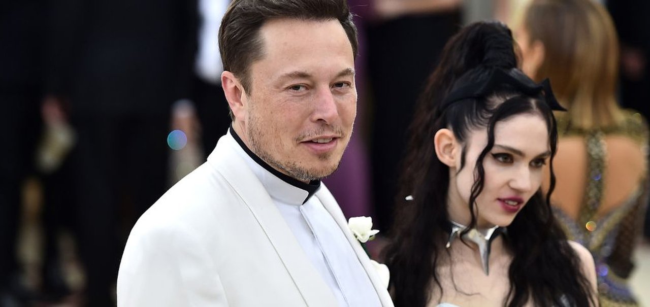 Nova biografia revela que Elon Musk e Grimes tiveram mais um filho; veja detalhes