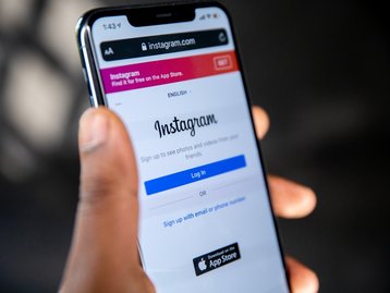 Instagram libera função nativa de baixar vídeos do Reels para todos usuários
