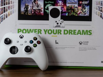 Phil Spencer explica aumento do Xbox Series S e fala sobre localização