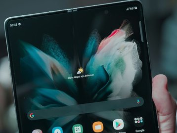 Galaxy Z Fold 6 pode ser lançado ainda em 2024 com versão mais barata 