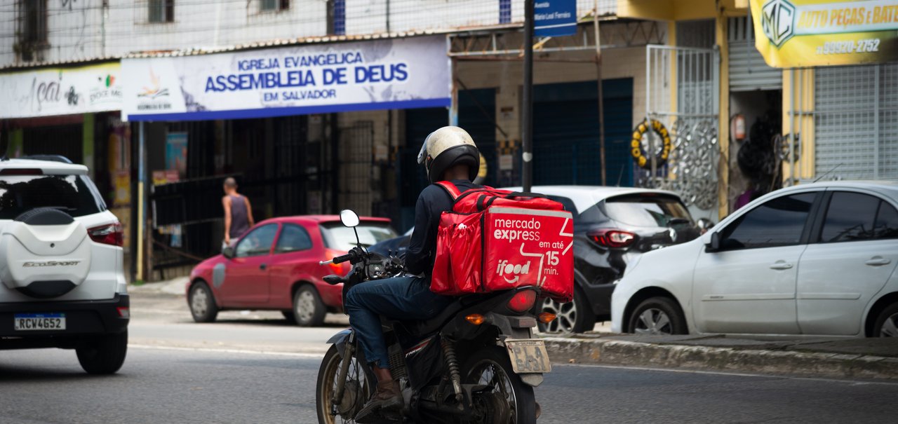 Quanto ganha um entregador do iFood em 2024?