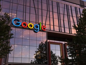 Google já gastou quase 3 bilhões de dólares com demissões desde 2023, segundo relatório