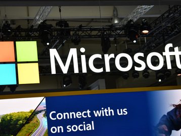 Microsoft vai usar IA para colaborar com jornalistas e universidades
