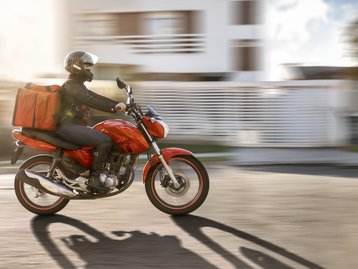 Apps de delivery consideram encerrar atividades por causa de regulamentação de motoboys; entenda