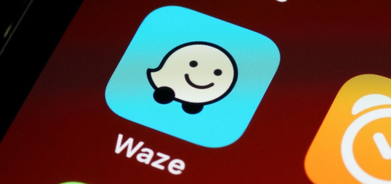 Waze lança atualização com informações de segurança e estacionamentos