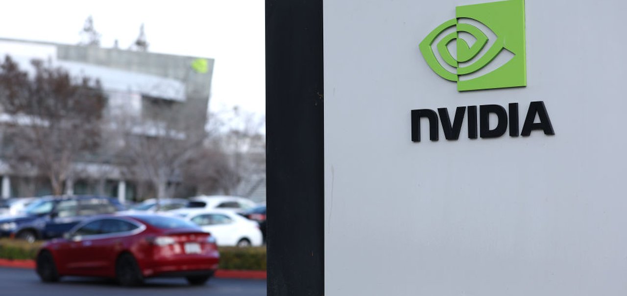 Nvidia é processada por treinar IA com livros mesmo sem autorização dos autores