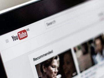 YouTube agora exige que criadores identifiquem vídeos gerados por IA