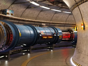 'Estrutura fantasma 4D' é detectada em experimento no acelerador de partículas do CERN