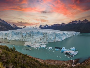 Derretimento do gelo polar está mudando duração do ano na Terra; diz o estudo