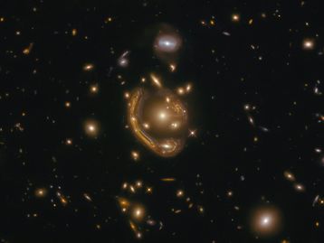 Como o eclipse solar total comprovou a teoria da gravidade de Einstein; entenda