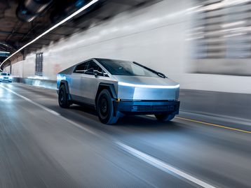 Tesla fará recall de todas as unidades da Cybertruck por falha no pedal do acelerador