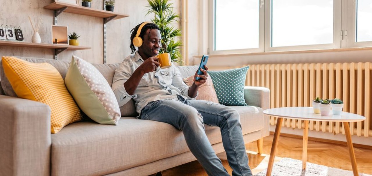 Cupons da Semana no TecMundo: sugestões para comprar fones, caixas de som, soundbars e outros aparelhos de áudio