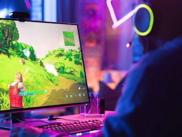 Compre seu novo monitor gamer pagando menos: opções de 75Hz a 180Hz com até 59% off