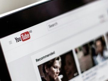 YouTube vai restringir visualização de vídeos sobre armas de fogo
