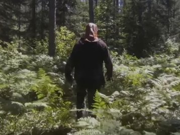 Novo filme de terror promete revolucionar o gênero slasher; conheça In a Violent Nature