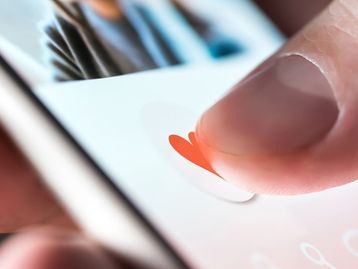 62% dos usuários de apps de namoro querem ajuda da IA, diz estudo