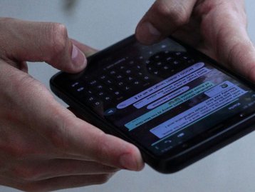 WhatsApp prepara suporte para filtros e efeitos em videochamadas