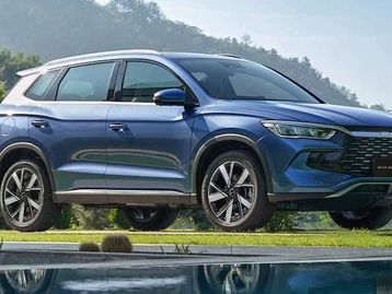 BYD Song Pro parte de R$195.800 e tem duas versões com mecânica híbrida
