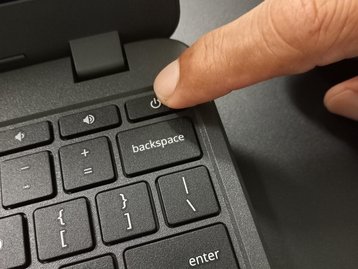Apagão cibernético: Microsoft orienta afetados a reiniciar PC até 15 vezes