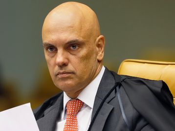 X no Brasil: Alexandre de Moraes rejeita desbloqueio e cobra novas multas