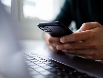 PF e Receita realizam operação contra importação irregular de smartphones