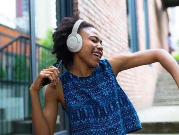 Ofertas de headphone e headset para quem prefere fones cobrindo as orelhas; confira