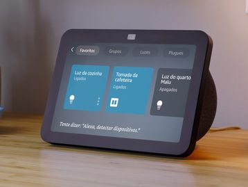 Echo Show 8: veja o que mudou na nova versão do smart speaker com Alexa