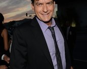 Fim de Two and a Half Men: Charlie Sheen chama Chuck Lorre de imaturo